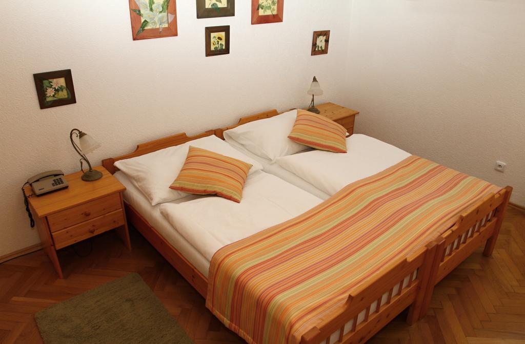 Sant Georg Garni Hotell Mariánské Lázně Exteriör bild