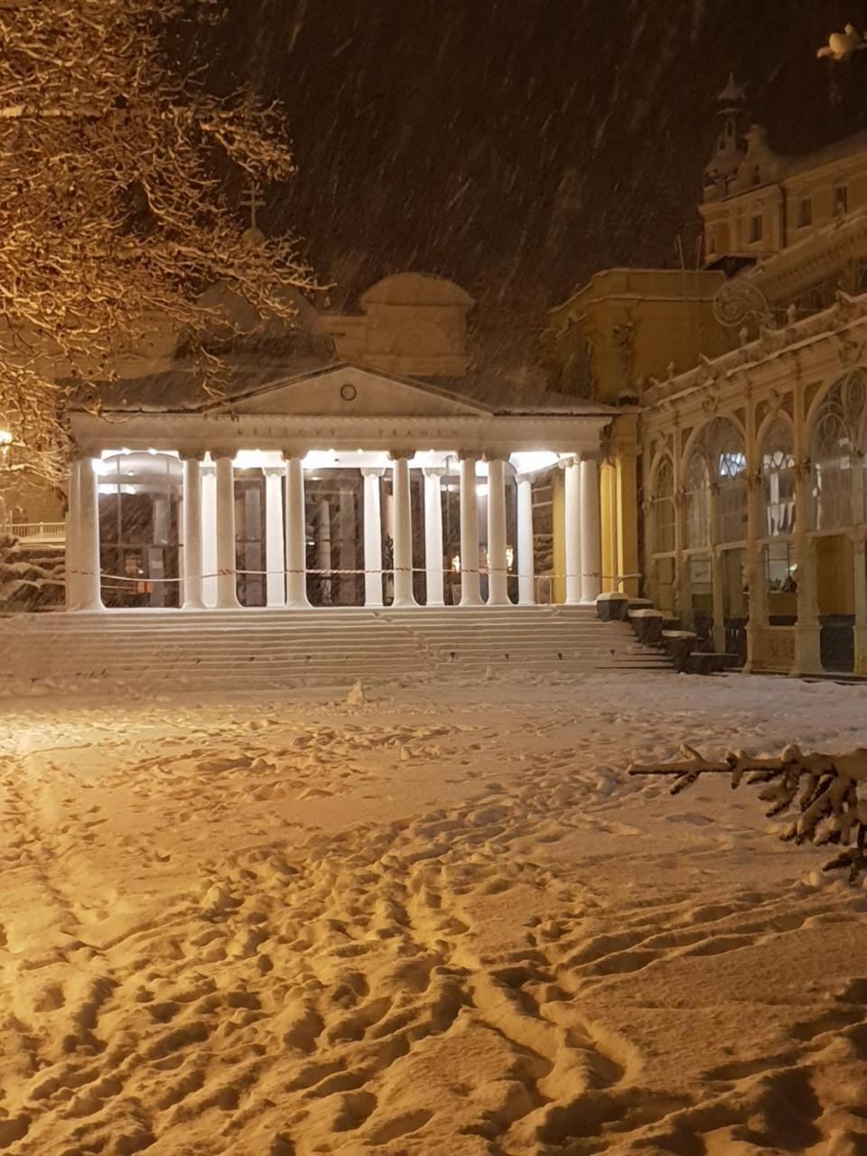 Sant Georg Garni Hotell Mariánské Lázně Exteriör bild