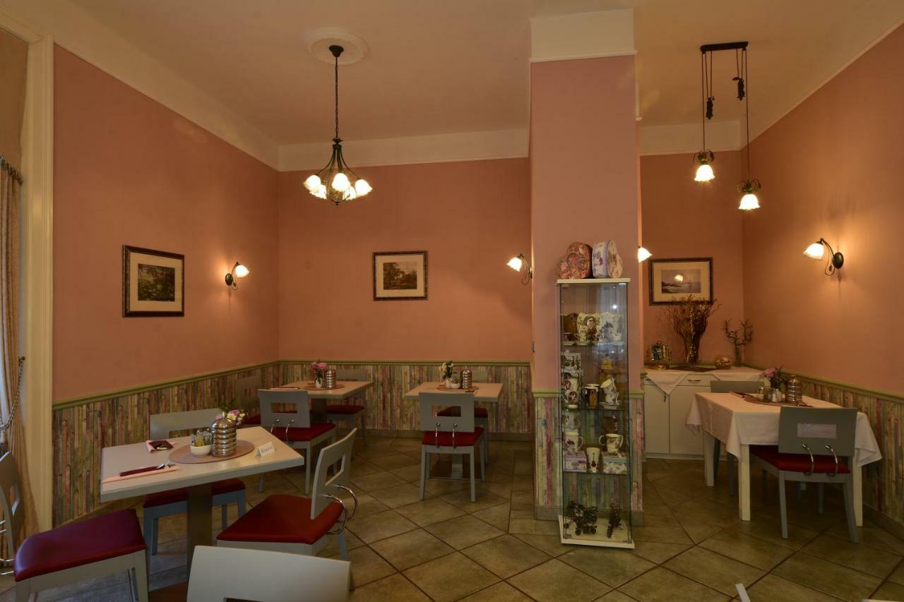 Sant Georg Garni Hotell Mariánské Lázně Exteriör bild